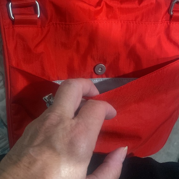 🆕❤️Baggallini, Multi-functional Crossbody Bag - Picture 9 of 9